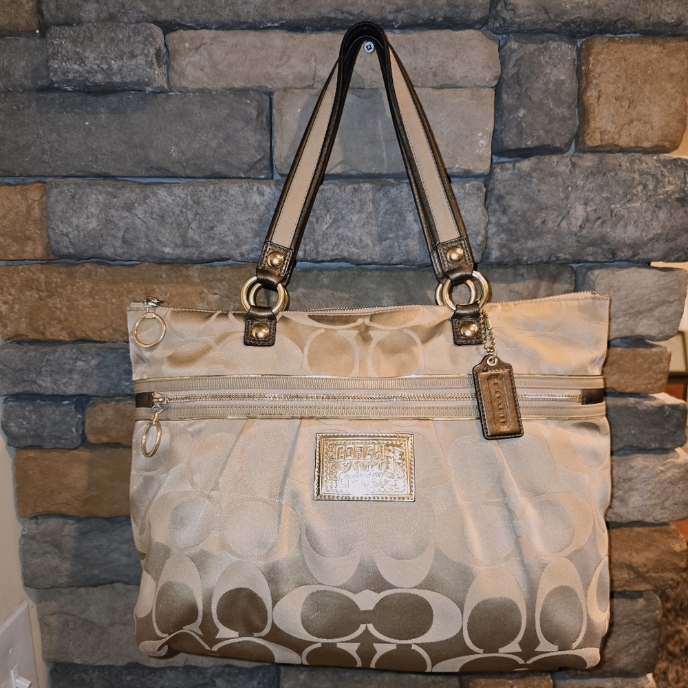 COACH 15316 Poppy Signature Khaki Gold Brown Large Tote Shoulder Bag